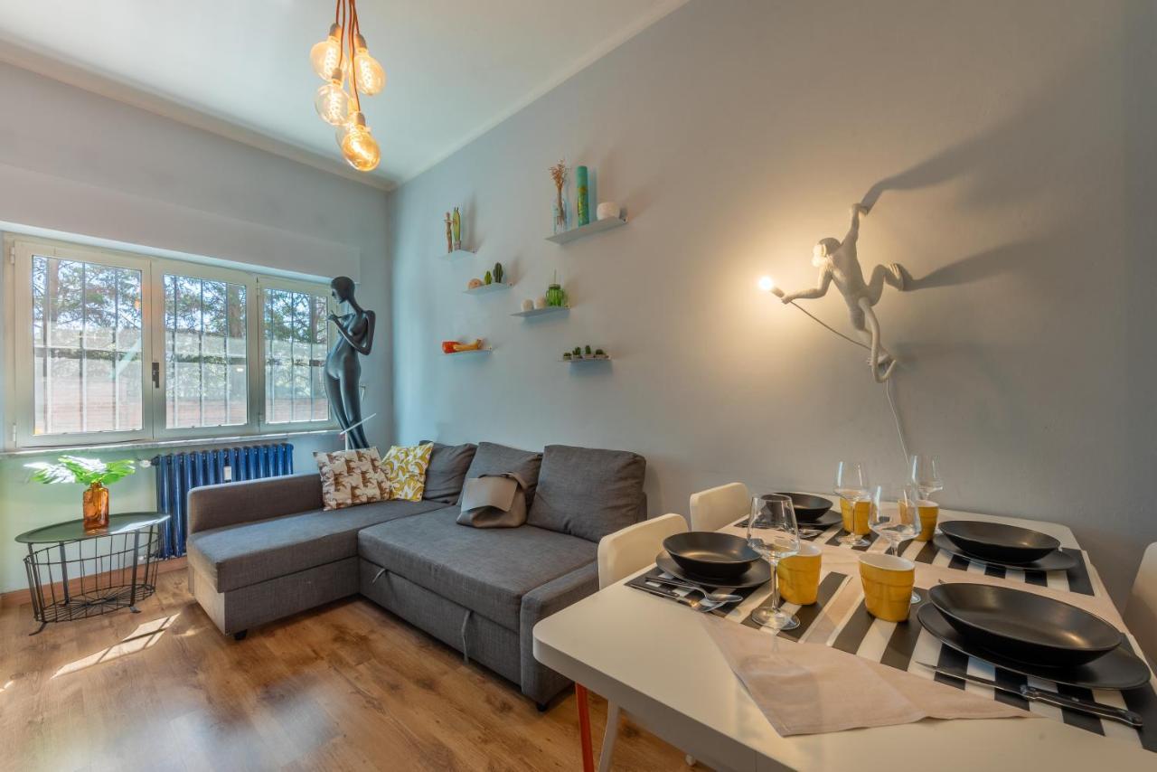 Otr Apartment, *